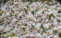Rijst salade met erwten en maïs    >  40 gr